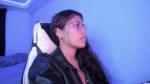  Lady  online show from February 2026 04:31:01 AM