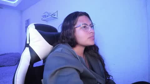  Lady  online show from February 2026 06:26:01 AM