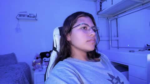  Lady  online show from April 2026 01:14:01 AM