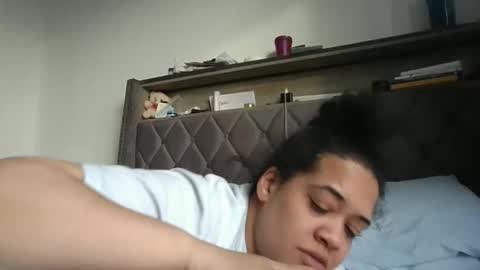 Snapshot of ladycinnabon chatting on January 2025 01:49:02 PM Stephanie online show from January 2025 01:49:02 PM