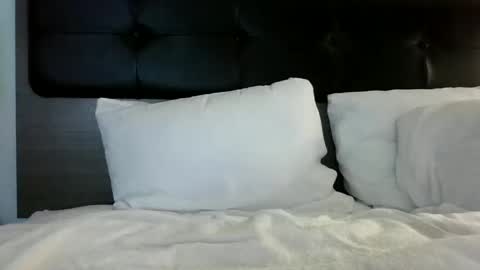 Snapshot of ladycinnabon chatting on February 2025 04:09:02 AM Stephanie online show from February 2025 04:09:02 AM