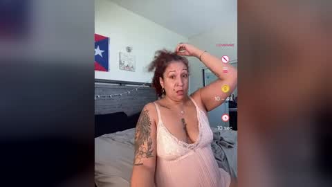 Snapshot of ladycreamypr1 chatting on July 2026 05:51:02 PM onlyfans Ladycreamypr online show from July 2026 05:51:02 PM