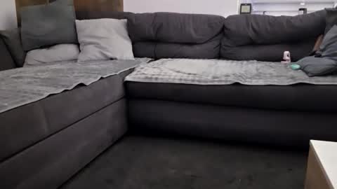 ladyjuliette25 online show from February 2026 09:11:01 PM