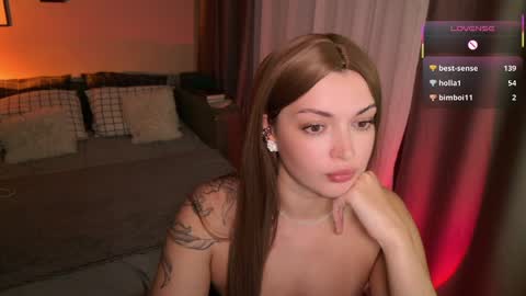 ladylancaster online show from April 2026 07:07:02 PM