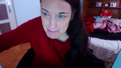 LadyLHoty online show from October 2025 11:21:01 AM