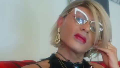 Oxana online show from May 2026 12:27:01 AM
