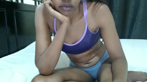 ladyqeeen online show from March 2026 06:41:03 AM