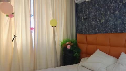 Lilia online show from September 2025 06:47:02 AM