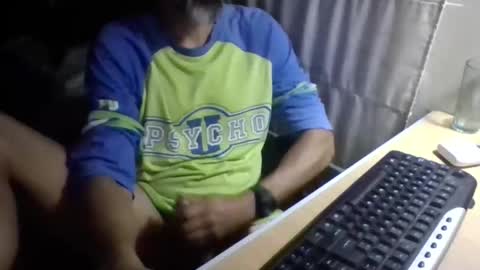 La Genova esta Dura beard boy male dick mastubate latinosexy latinohot latino glasses mature strong stronglegs online show from April 2026 09:07:01 AM