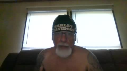 laidbackluxury online show from June 2026 11:37:01 PM