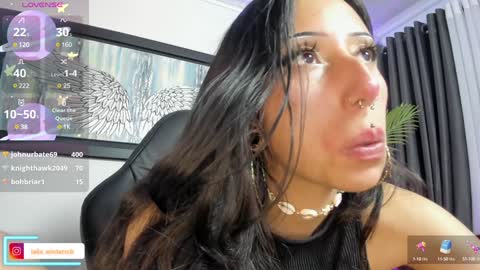 Snapshot of laila_angel chatting on December 2024 11:06:02 PM laila_angel online show from December 2024 11:06:02 PM