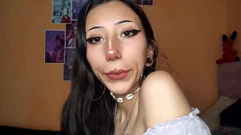 Snapshot of laila_angel chatting on February 2025 02:36:02 AM laila_angel online show from February 2025 02:36:02 AM