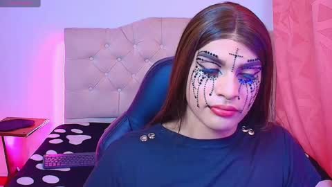 Camila online show from October 2025 05:46:01 AM