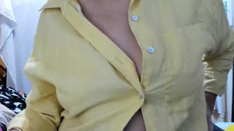 LAILA online show from December 2025 01:16:02 PM