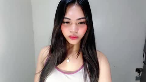 Snapshot of laire_allure chatting on April 2026 06:21:01 AM laire online show from April 2026 06:21:01 AM