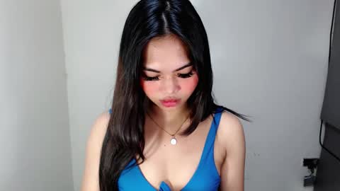 Snapshot of laire_allure chatting on April 2026 05:41:01 AM laire online show from April 2026 05:41:01 AM