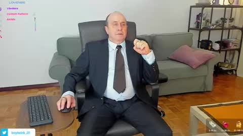 lajose52 online show from February 2026 08:07:01 PM