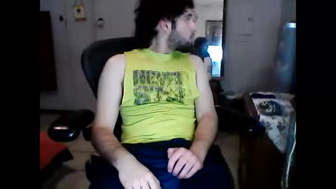 Snapshot of lakewood4523 chatting on January 2025 08:05:01 AM Carlosss online show from January 2025 08:05:01 AM