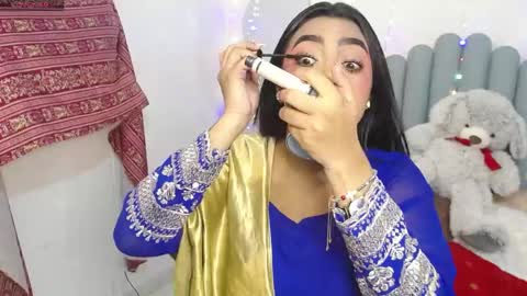 Snapshot of lakshmirani617378 chatting on April 2026 12:10:01 PM Laskhmirani online show from April 2026 12:10:01 PM
