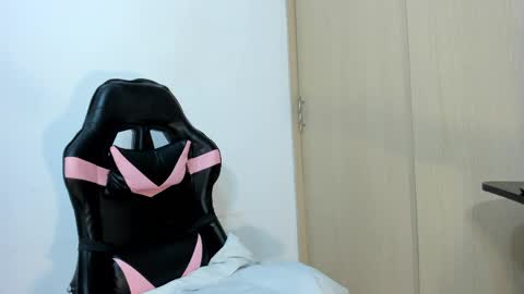 Lala online show from April 2026 10:51:01 PM