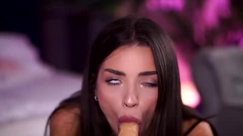 Snapshot of lalaroze chatting on October 2025 07:54:01 PM Lala online show from October 2025 07:54:01 PM