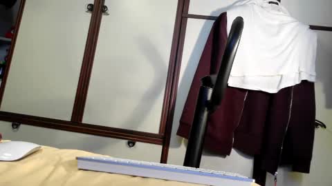 Snapshot of lamu21 chatting on December 2024 02:30:02 AM LAMU21 online show from December 2024 02:30:02 AM