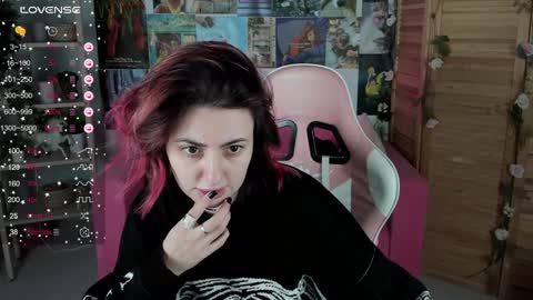 just call me Lana  and her security online show from January 2025 11:48:01 AM