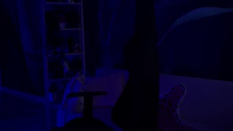 just call me Lana  and her security online show from September 2025 08:05:01 AM