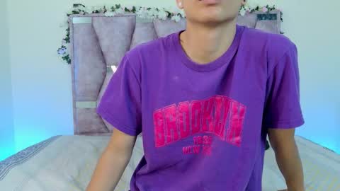 Lana online show from November 2025 09:19:01 AM