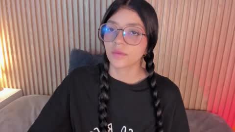 ... .          . ... online show from November 2025 01:32:01 PM