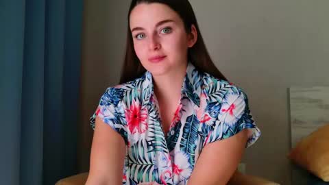 lana_gl online show from April 2026 06:06:01 AM