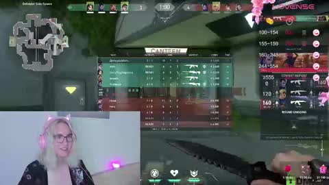 Snapshot of lana_lunar chatting on October 2025 02:20:01 PM Lana online show from October 2025 02:20:01 PM