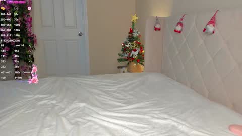 Lana online show from December 2024 07:52:02 PM