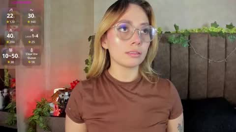 Lana online show from March 2026 05:33:02 AM