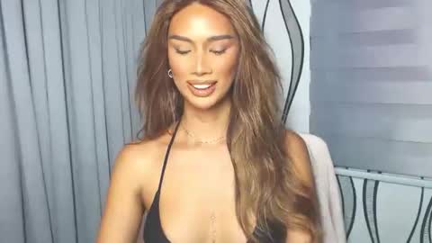 Lana online show from January 2025 12:05:02 AM