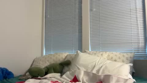 lanademira online show from March 2026 05:16:01 PM