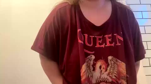 Janessa online show from October 2025 05:46:02 PM