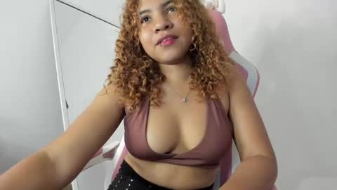 Lana  online show from January 2025 12:38:01 AM