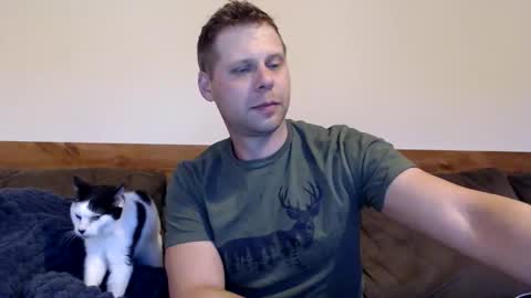 Lance online show from May 2026 12:05:02 AM