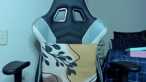 Lanna online show from January 2025 12:48:01 AM