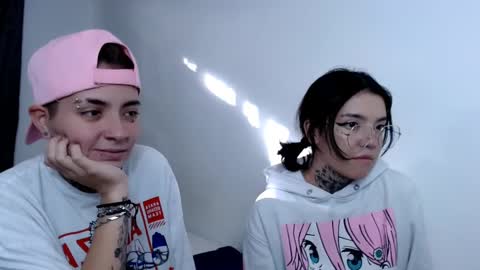 Snapshot of lannie_gonzales chatting on February 2025 09:46:01 PM LANNIE   online show from February 2025 09:46:01 PM