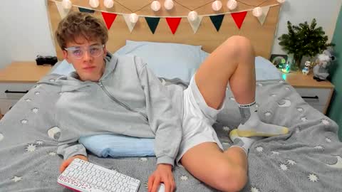 Fandi online show from December 2024 04:30:01 PM