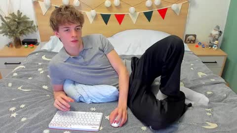 Fandi online show from February 2025 01:21:02 PM