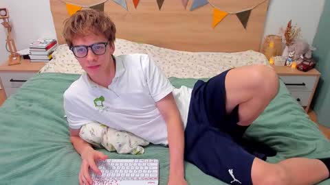 Fandi online show from October 2025 04:47:02 PM