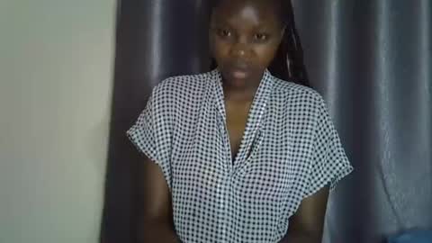 lara online show from December 2025 12:32:01 PM