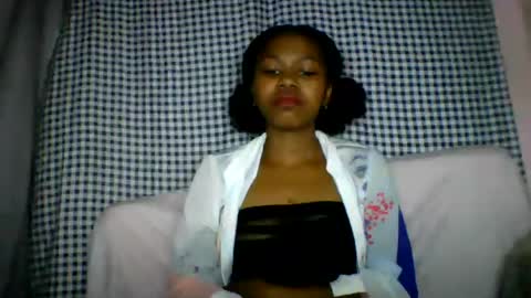 lara_belle online show from August 2026 08:18:01 PM