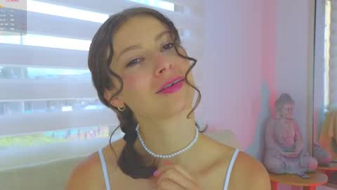 Lara  online show from March 2025 12:16:01 PM