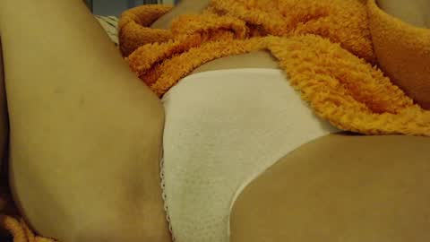 Snapshot of laralhotr chatting on December 2024 09:17:02 PM laralhotr online show from December 2024 09:17:02 PM