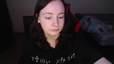 Laralianna online show from December 2025 03:50:01 PM