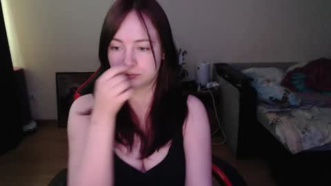 Snapshot of laralianna chatting on May 2026 10:45:01 AM Laralianna online show from May 2026 10:45:01 AM